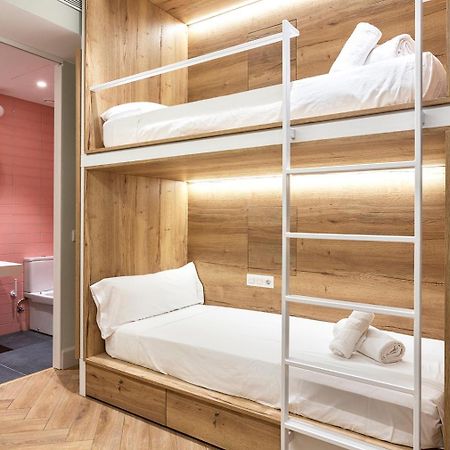 Weflating Boutique Hostel Barcelona Exterior photo