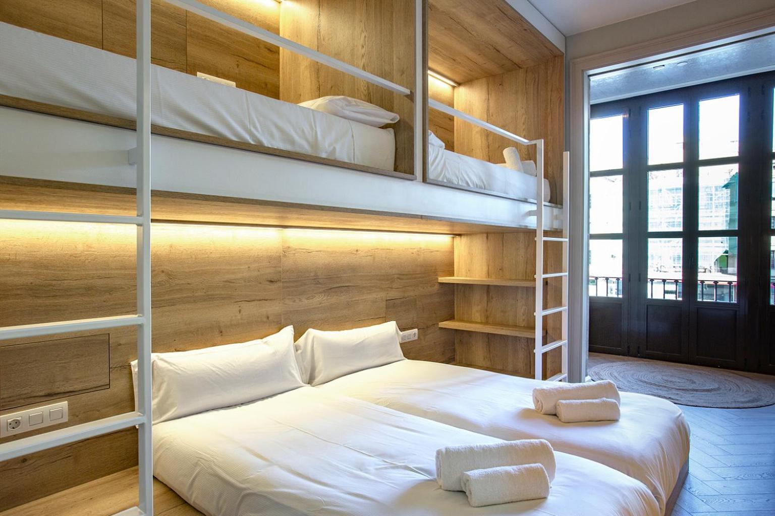 Weflating Boutique Hostel Barcelona Exterior photo