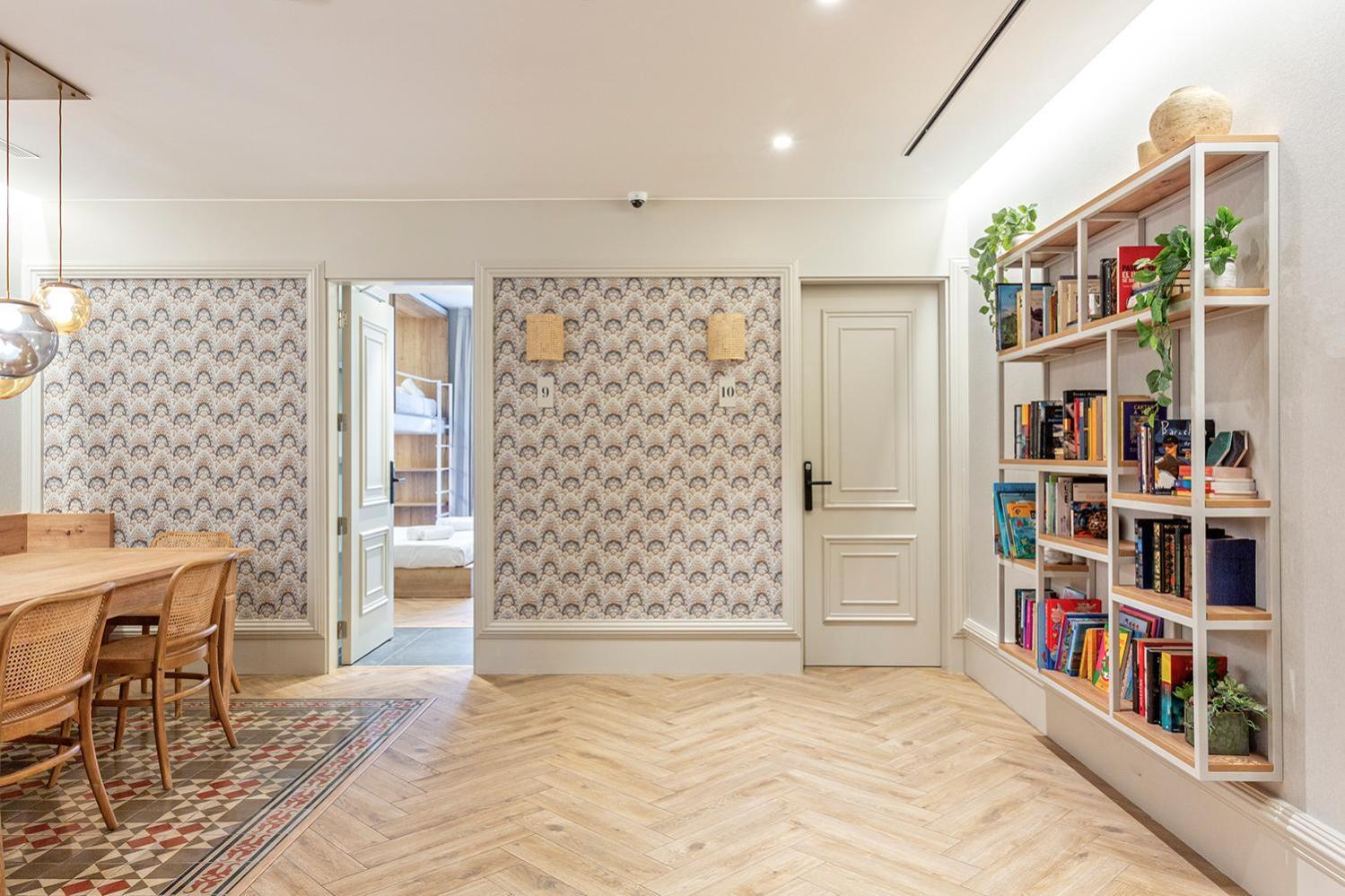 Weflating Boutique Hostel Barcelona Exterior photo