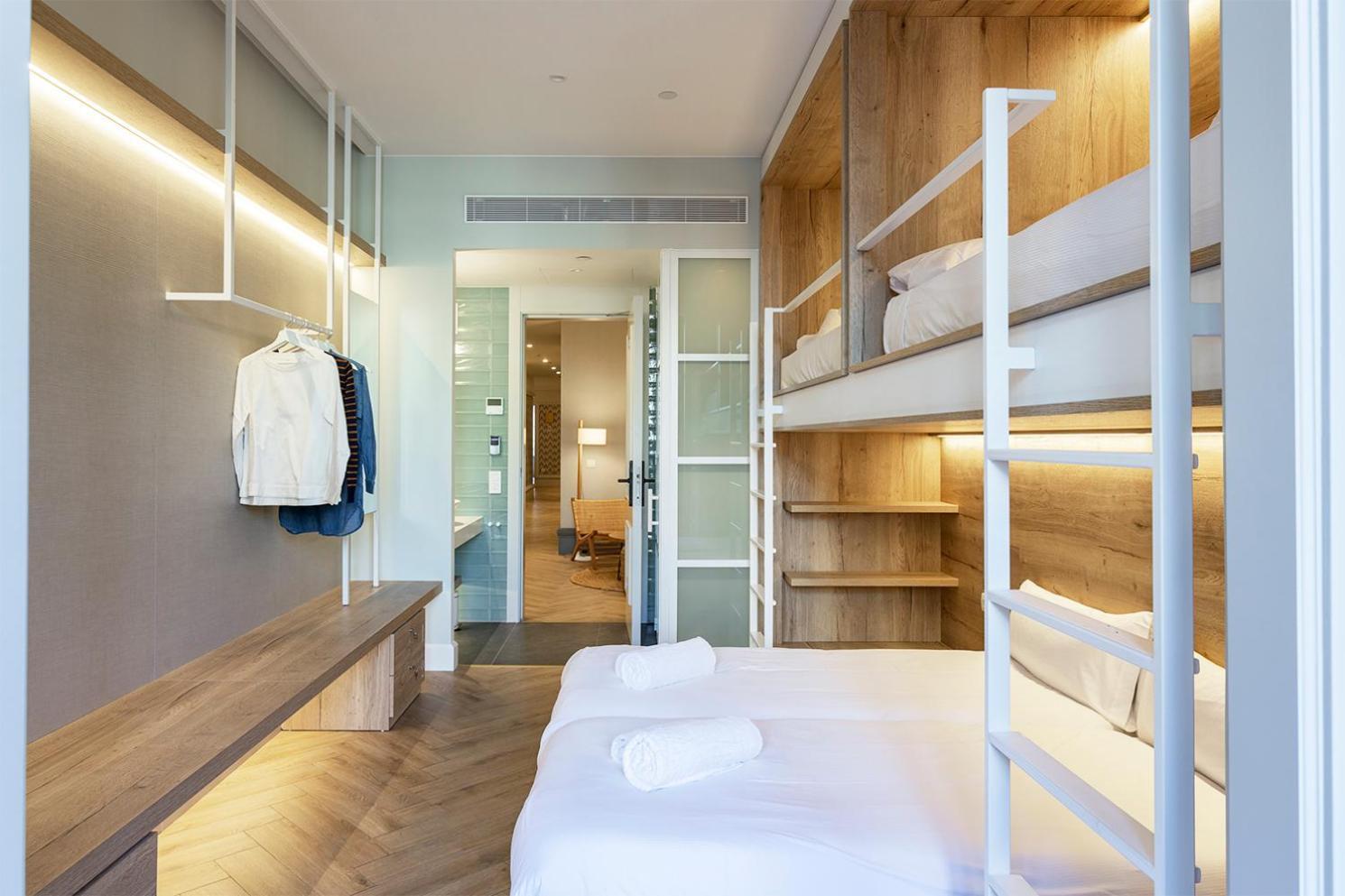 Weflating Boutique Hostel Barcelona Exterior photo